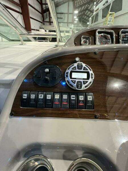 2008 Chaparral 350 Signature