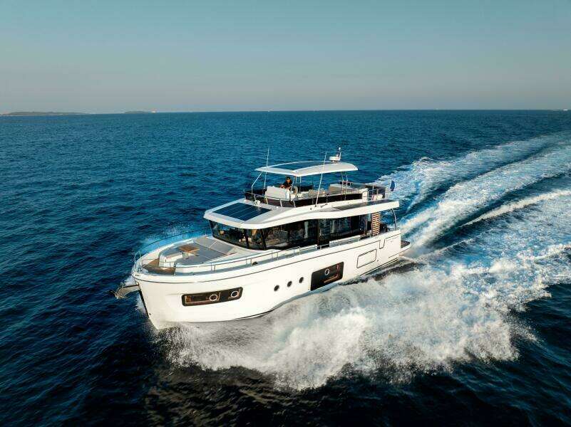 BENETEAU Swift Trawler 54