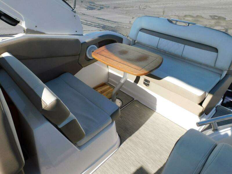 2019 Regal 28 Express