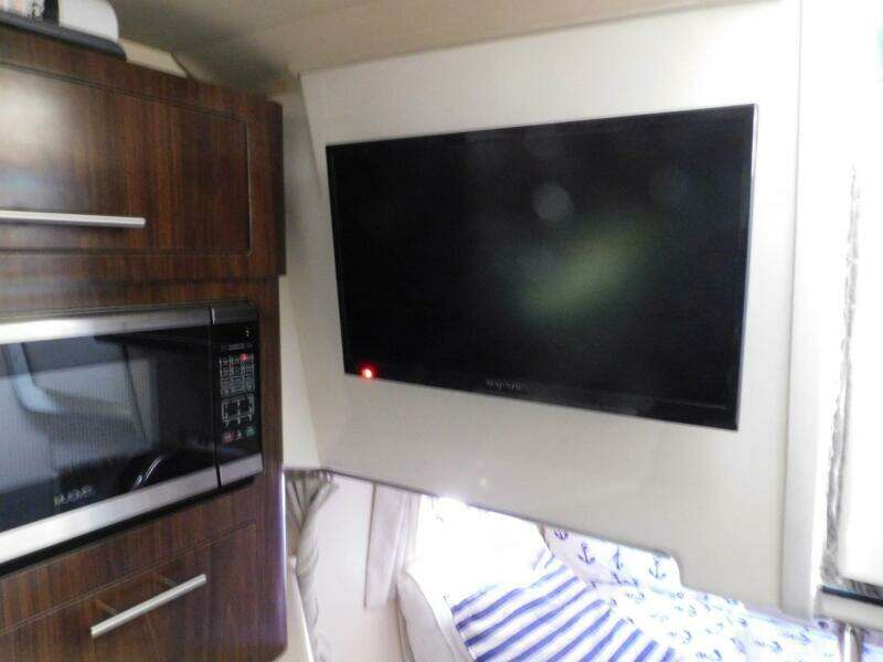 2019 Regal 28 Express