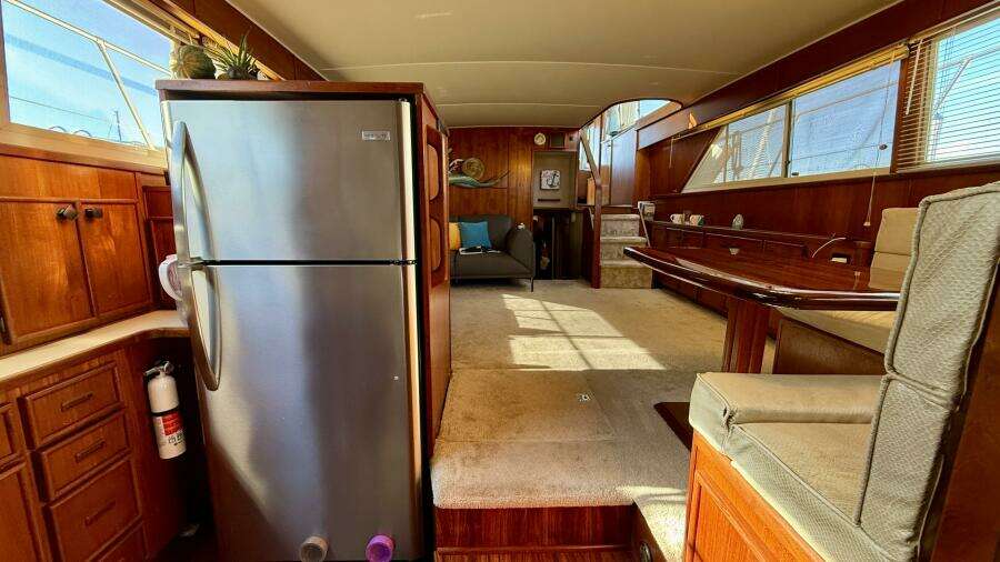 1987 Chris-Craft 500 Constellation