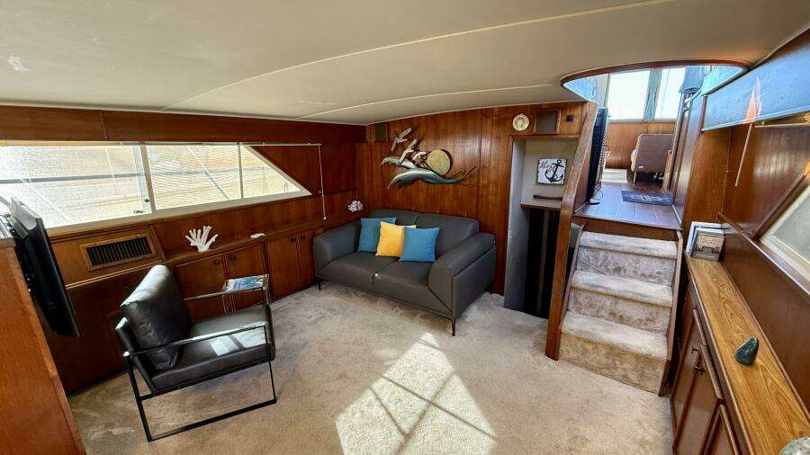 1987 Chris-Craft 500 Constellation