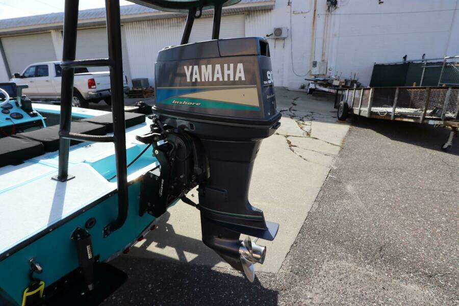 1996 Silver King Signature 16