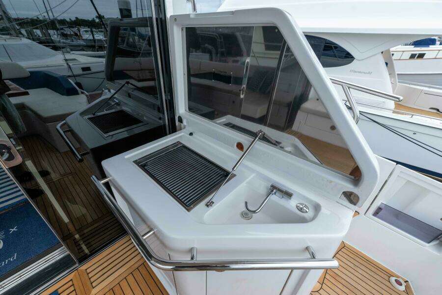 2015 Azimut 55S Lithium