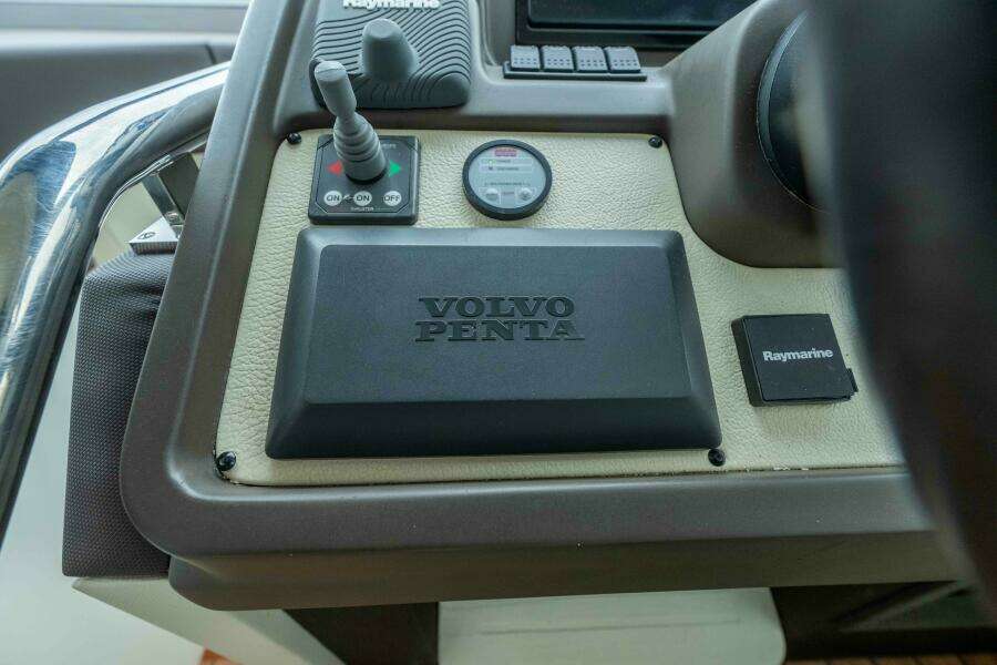 2015 Azimut 55S Lithium