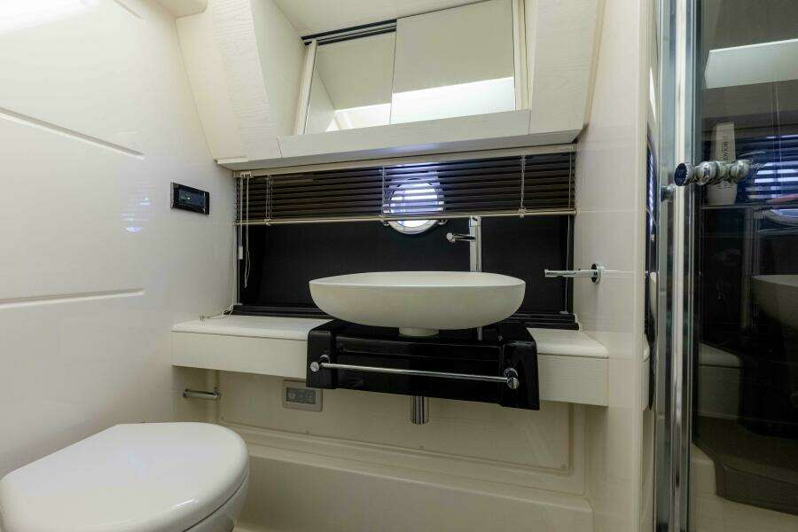 2015 Azimut 55S Lithium