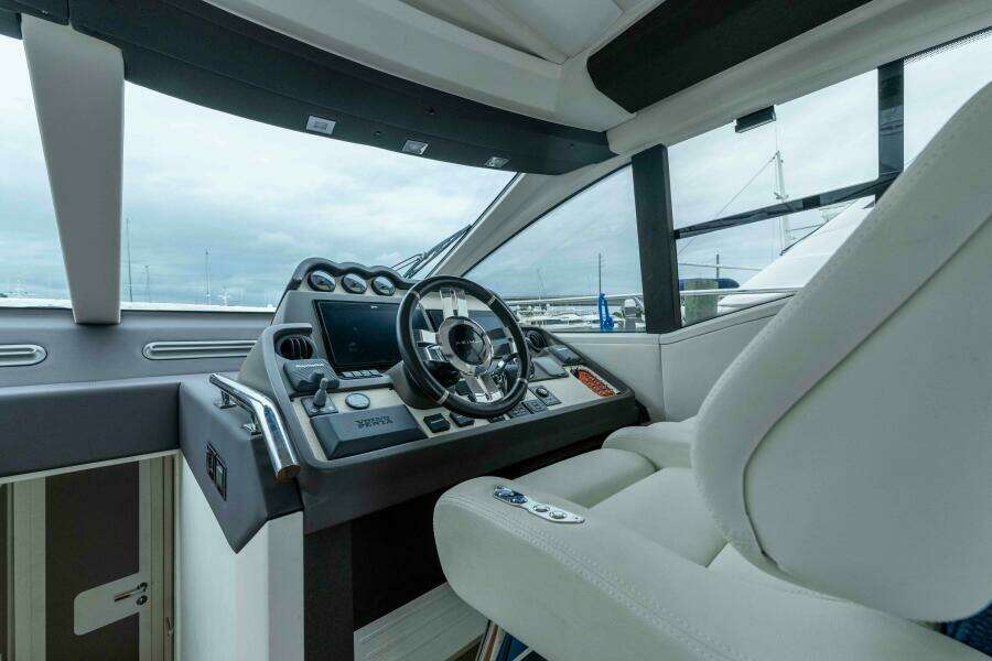 2015 Azimut 55S Lithium