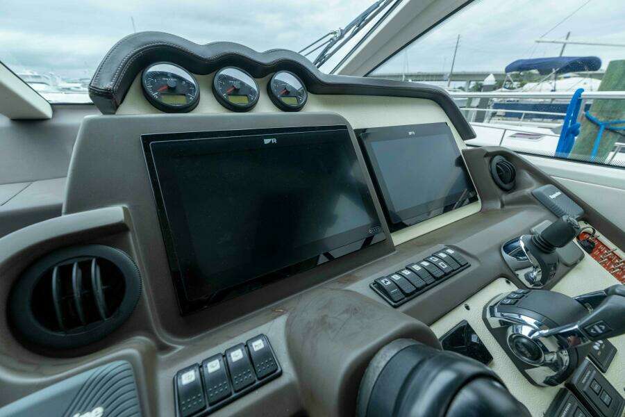2015 Azimut 55S Lithium