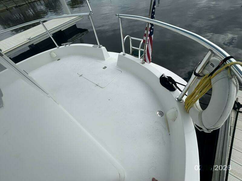 37' Great Harbour aftdeck1