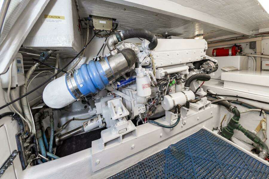 2003 Custom Carolina 40 Layton Express