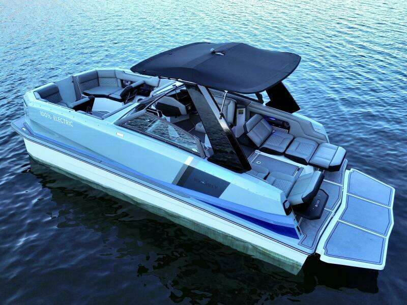 2023 Correct Craft Ingenity 23EL2 Electric Boat