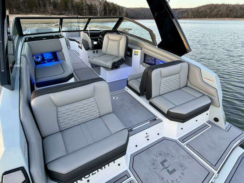 2023 Correct Craft Ingenity 23EL2 Electric Boat