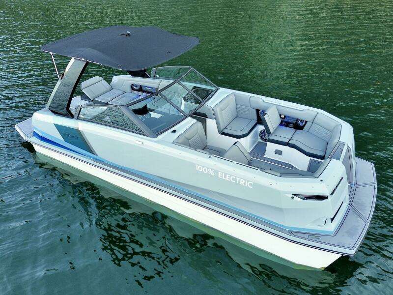 2023 Correct Craft Ingenity 23EL2 Electric Boat