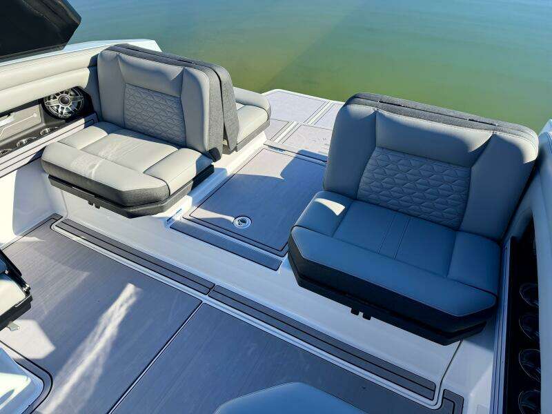 2023 Correct Craft Ingenity 23EL2 Electric Boat