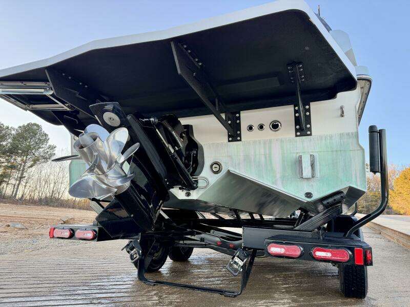 2023 Correct Craft Ingenity 23EL2 Electric Boat