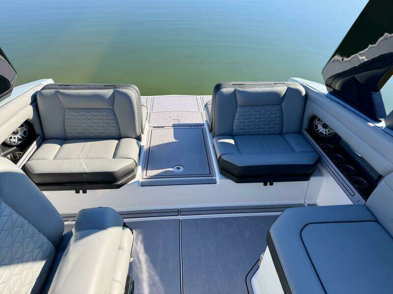 2023 Correct Craft Ingenity 23EL2 Electric Boat