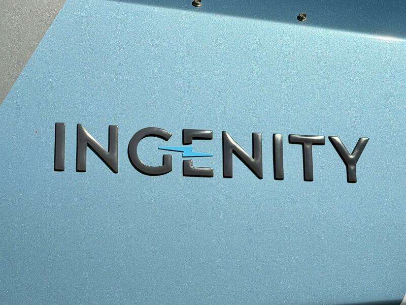 2023 Correct Craft Ingenity 23EL2 Electric Boat