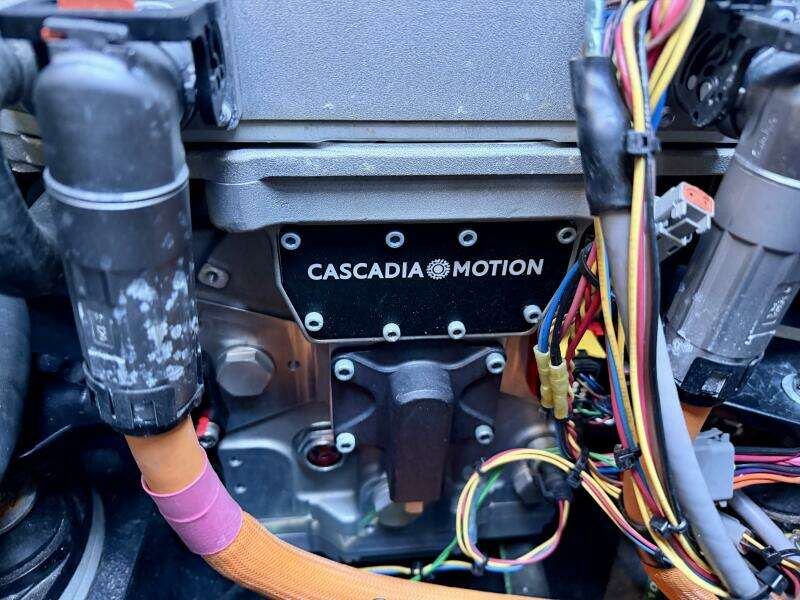 2023 Correct Craft Ingenity 23EL2 Electric Boat