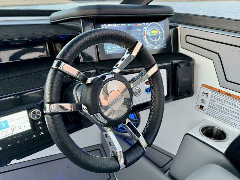 2023 Correct Craft Ingenity 23EL2 Electric Boat