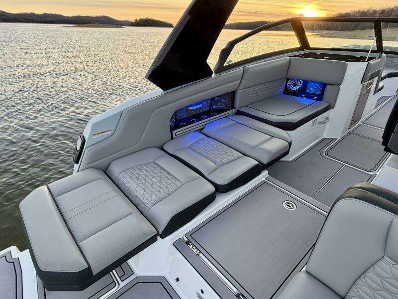 2023 Correct Craft Ingenity 23EL2 Electric Boat
