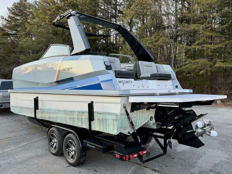 2023 Correct Craft Ingenity 23EL2 Electric Boat