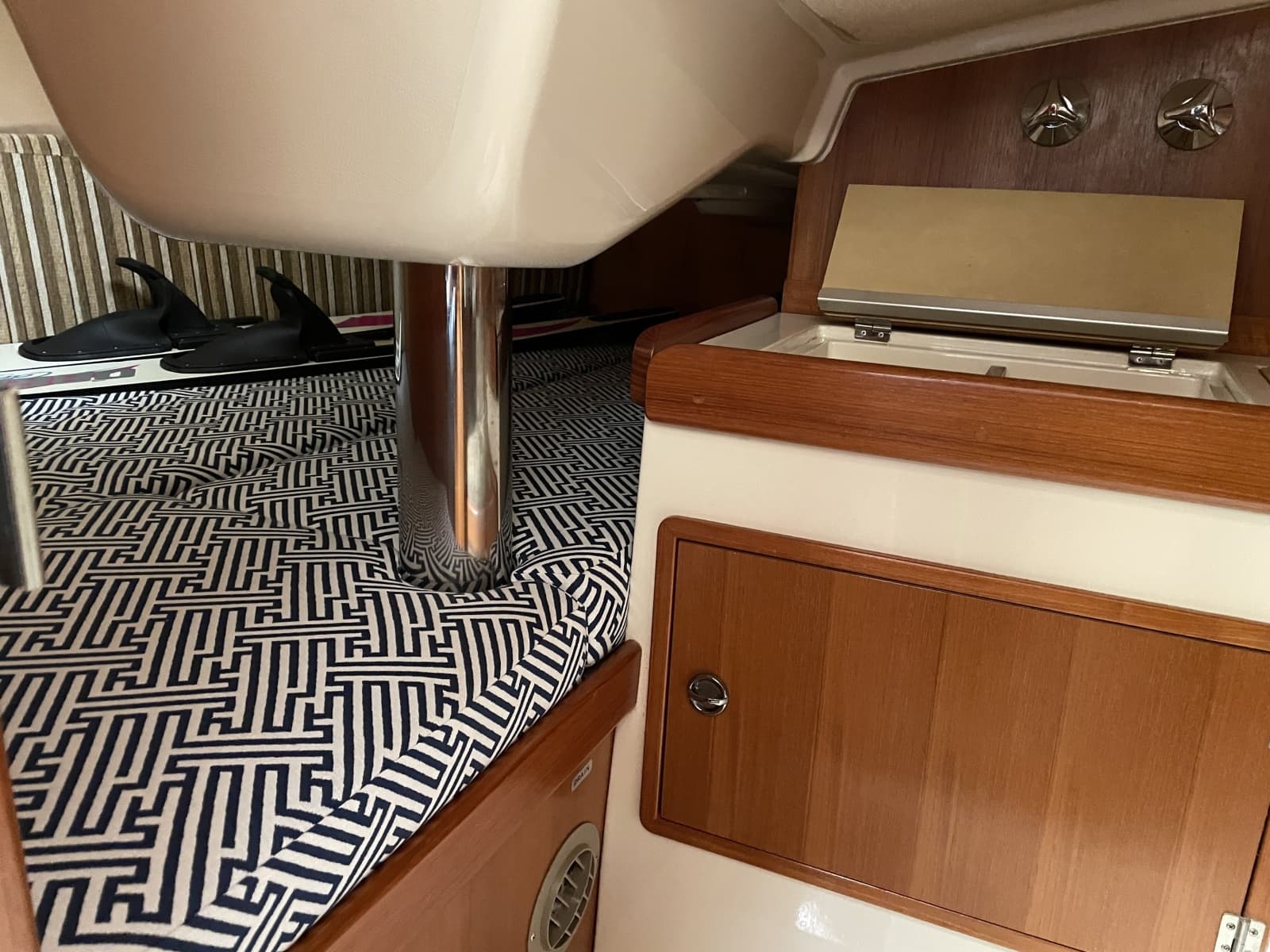 1981 Yamaha Boats 36