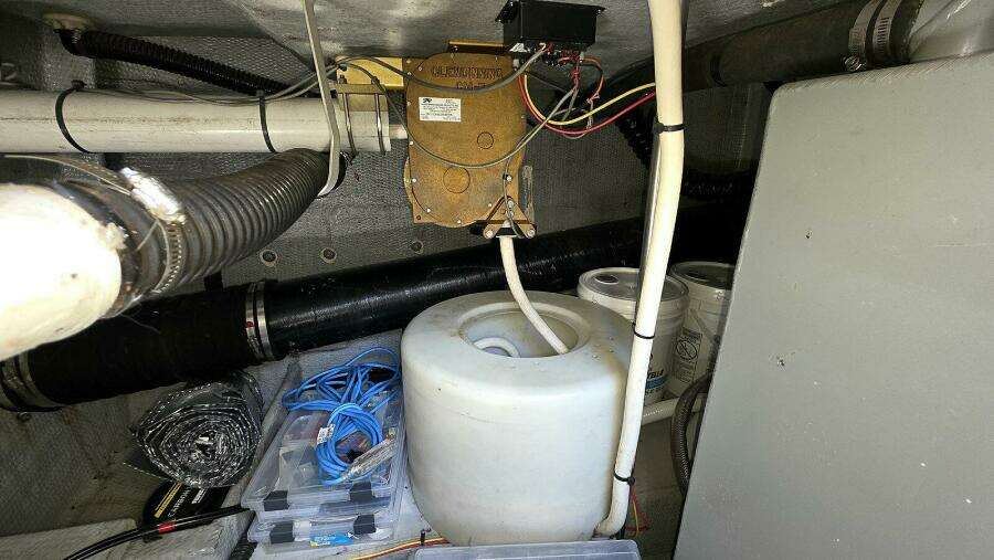 Shore Power Cord Retractor