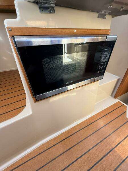 2016 Ranger Tugs R-25 SC