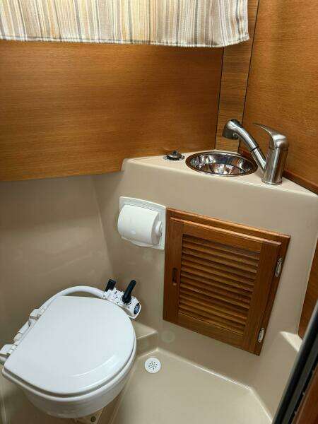 2016 Ranger Tugs R-25 SC