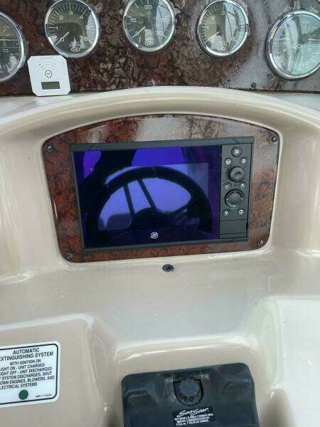 2005 Sea Ray Sundancer 320