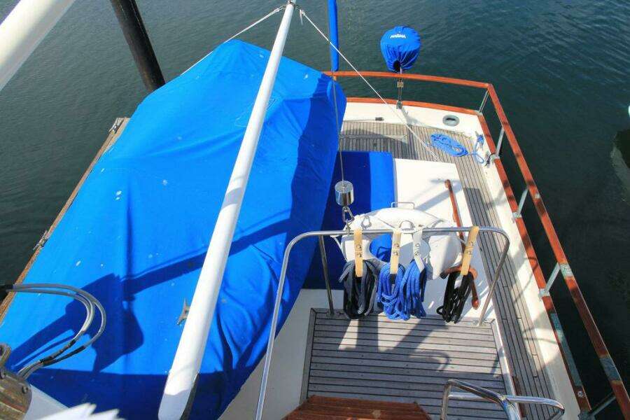 1974 Grand Banks GB42