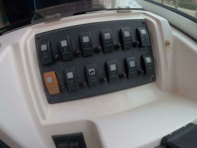 2001 Grady-White Gulfstream 232