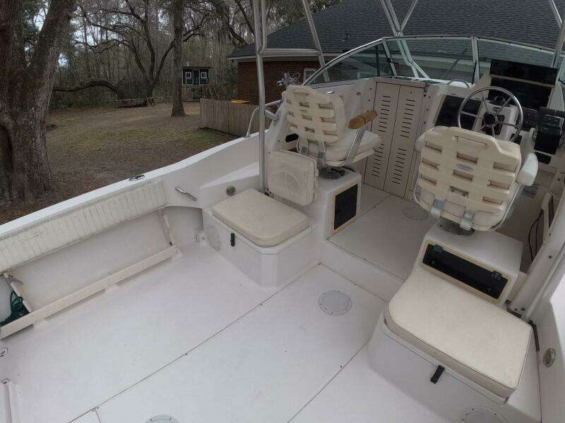 2001 Grady-White Gulfstream 232