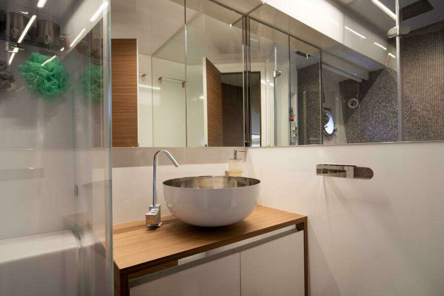 2018 Ferretti Yachts 450 Fly