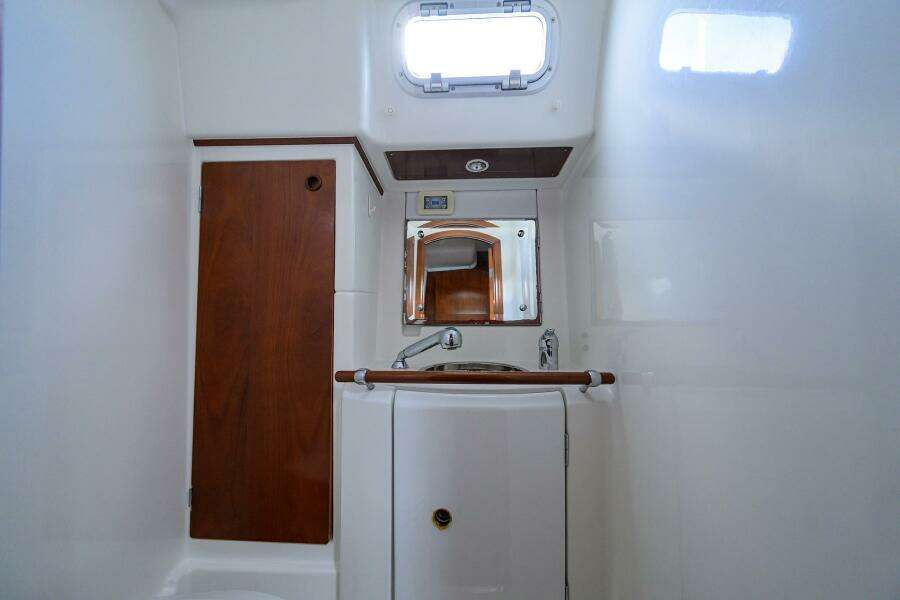 2003 Beneteau 