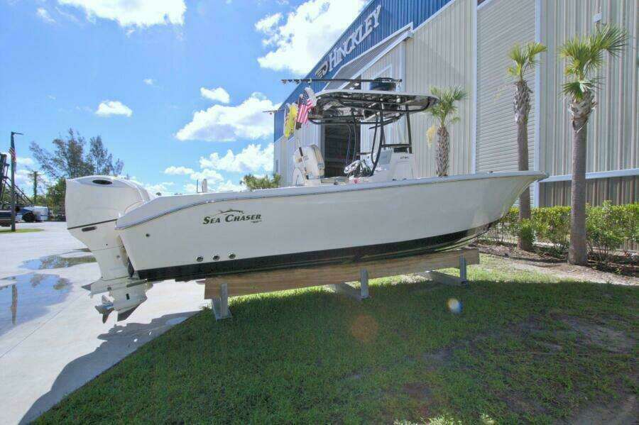 2018 Sea Chaser 27 HFC CC