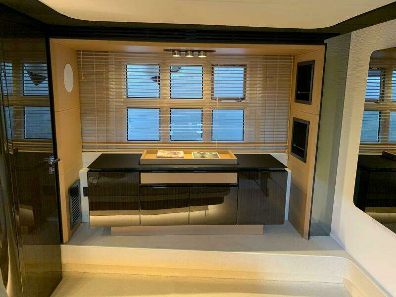 Fantastic_77 Lower Deck Master Stateroom