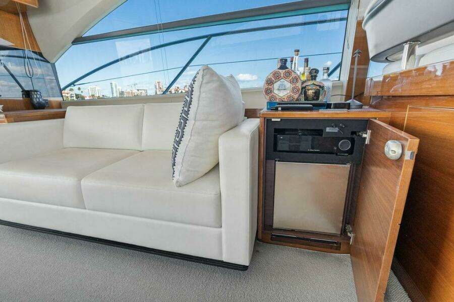 2016 Princess 60 Flybridge Motor Yacht