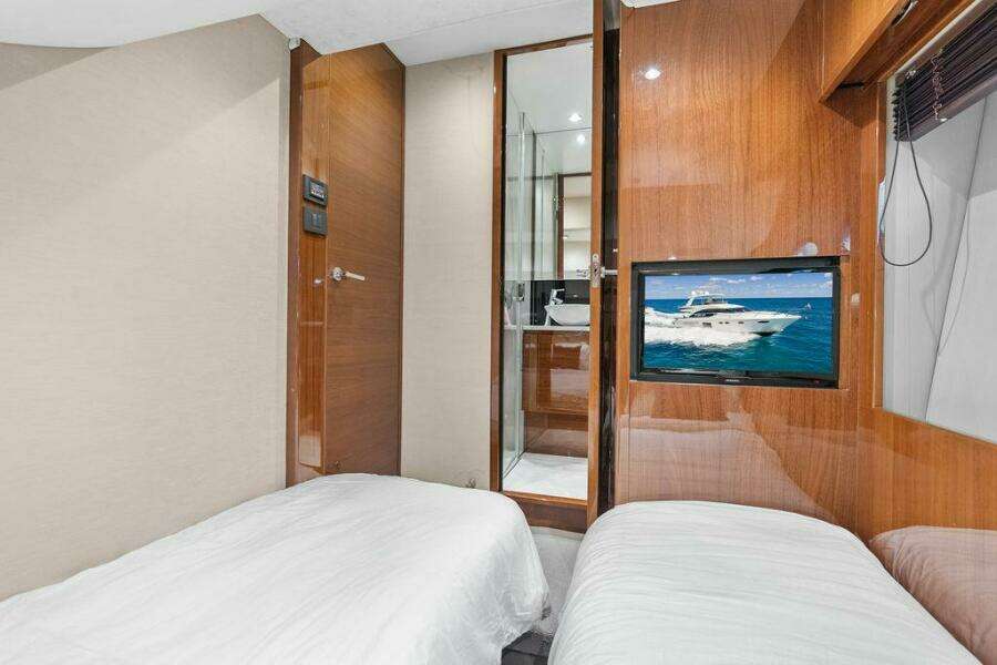 2016 Princess 60 Flybridge Motor Yacht