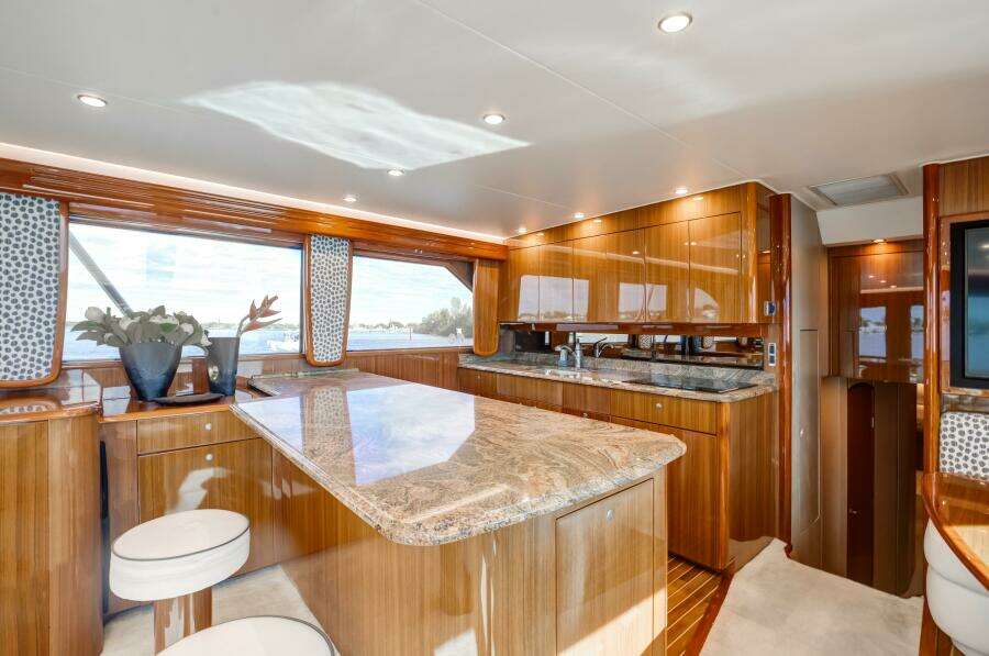 Viking 68 - Mobster - Galley