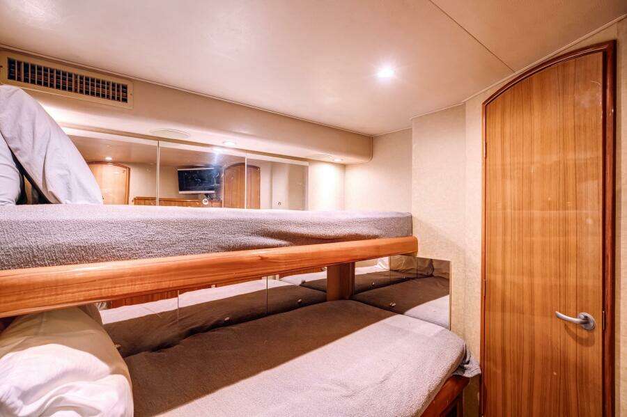 Viking 68 - Mobster - Stateroom