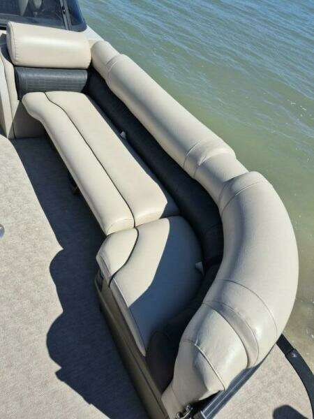 2017 Avalon 2785 Catalina QL