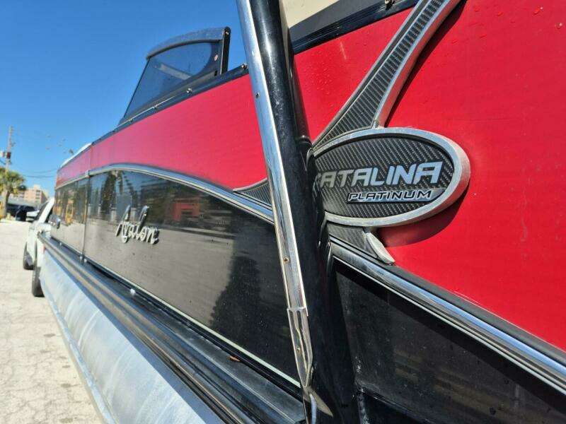 2017 Avalon 2785 Catalina QL