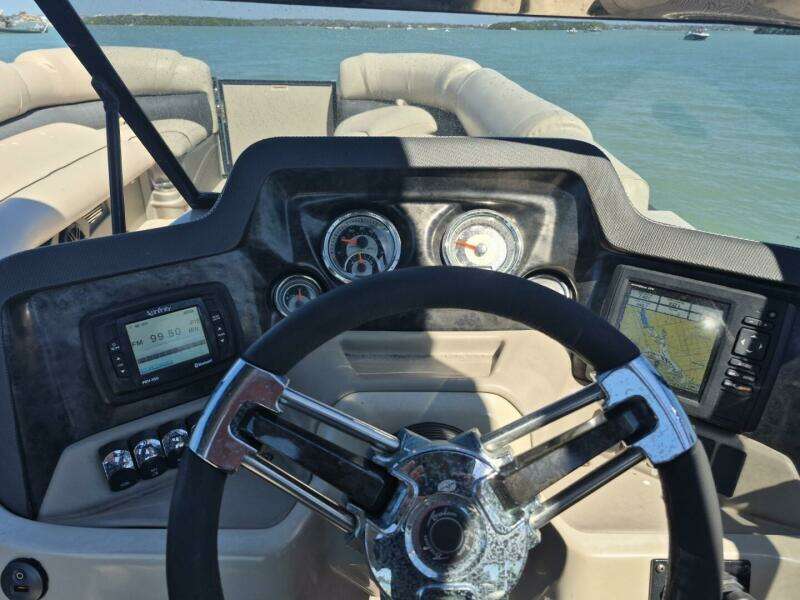 2017 Avalon 2785 Catalina QL