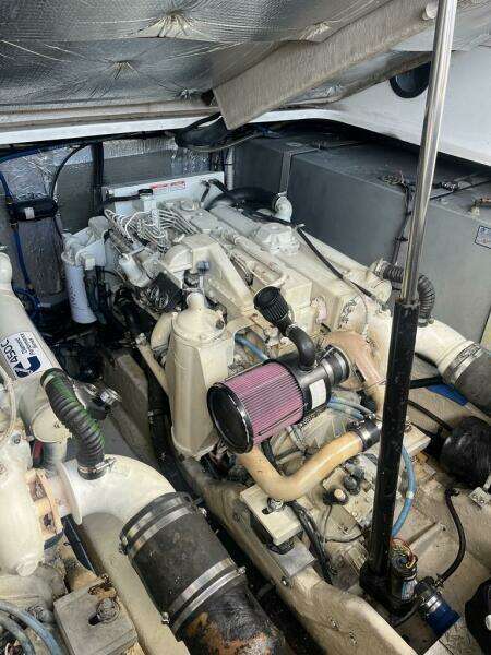 2003 Sea Ray 410 Express Cruiser