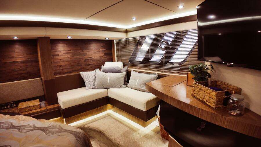 2016 Sea Ray L590 Fly