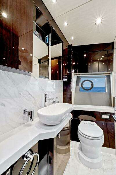 2019 Sunseeker Manhattan 66