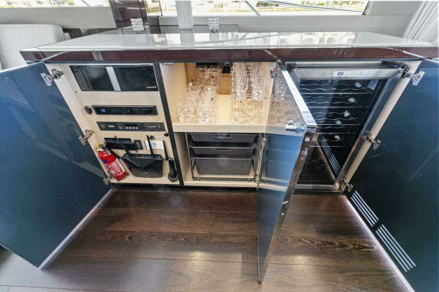 2019 Sunseeker Manhattan 66