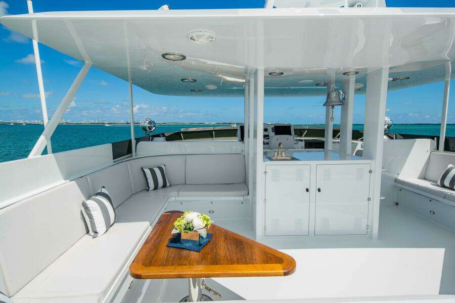 1998 Burger Raised Pilothouse