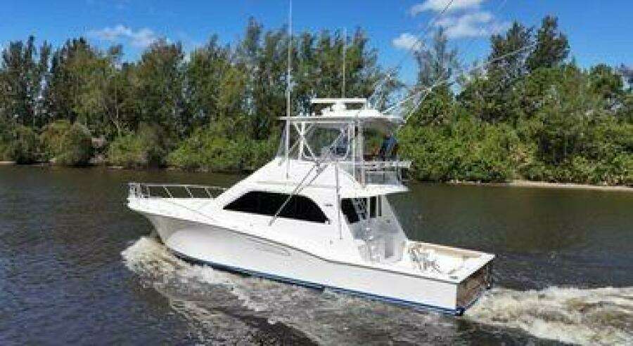 2004 Cabo 48 Flybridge